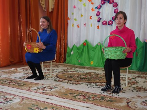 В дошкольных образовательных учреждениях продолжаются утренники, посвященные 8 Марта