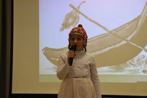 В Нурлате проходит фестиваль детского народного творчества «Без бергэ»