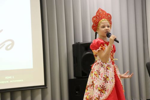 В Нурлате проходит фестиваль детского народного творчества «Без бергэ»