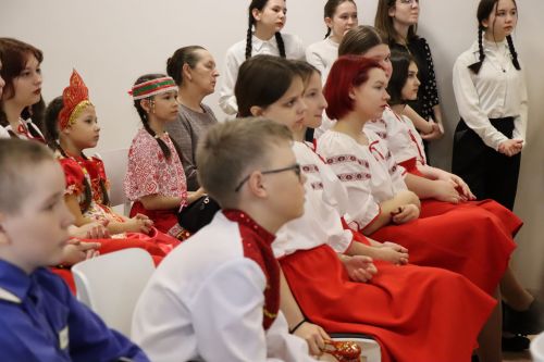 В Нурлате проходит фестиваль детского народного творчества «Без бергэ»