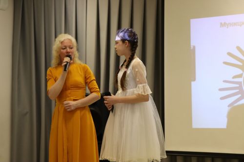 В Нурлате проходит фестиваль детского народного творчества «Без бергэ»