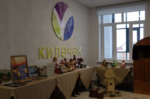 В Нурлате проходит фестиваль детского народного творчества «Без бергэ»