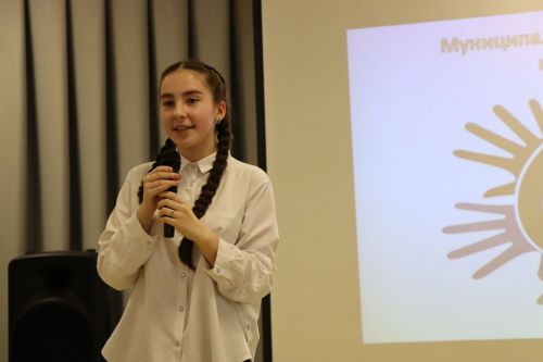 В Нурлате проходит фестиваль детского народного творчества «Без бергэ»