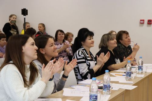 В Нурлате проходит фестиваль детского народного творчества «Без бергэ»