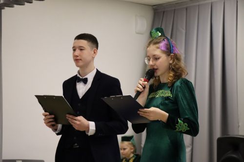В Нурлате проходит фестиваль детского народного творчества «Без бергэ»