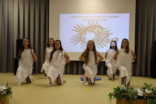 В Нурлате проходит фестиваль детского народного творчества «Без бергэ»