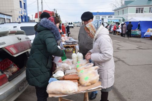 На первой весенней ярмарке в Нурлате сельхозпродукцию реализовали с 45 торговых точек