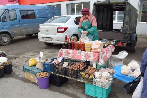 На первой весенней ярмарке в Нурлате сельхозпродукцию реализовали с 45 торговых точек