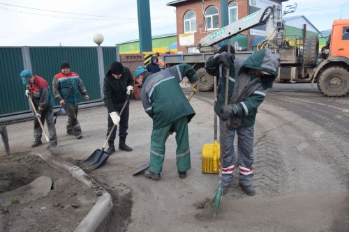 В Нурлате прошел первый субботник