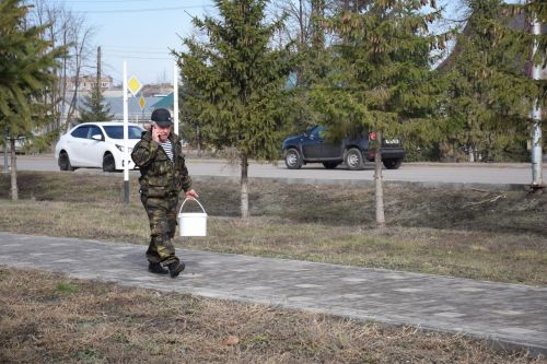 В Нурлате прошел первый субботник