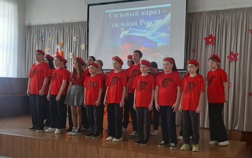 Нурлатские школьники встретились с прибывшими в отпуск участниками СВО