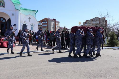 Нурлатцы простились с защитником Отечества