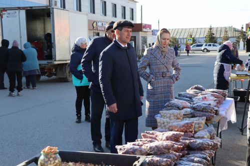 В Нурлате прошла сельскохозяйственная ярмарка