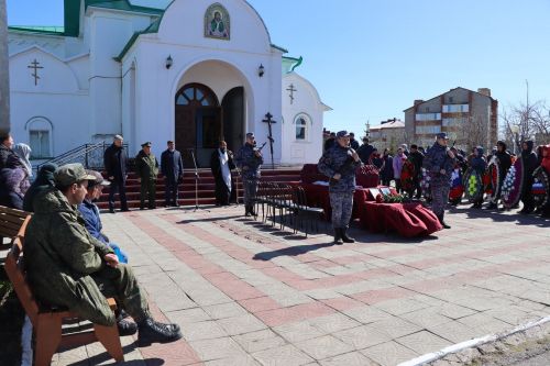 Нурлатцы простились с защитником Отечества