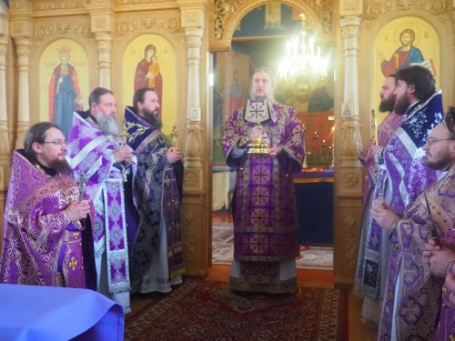 В Нурлате в день памяти преподобной Марии Египетской состоялась Божественная литургия