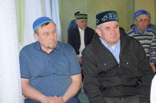 Во всех мечетях Нурлатского района прошли праздничные богослужения в честь Ураза-байрам