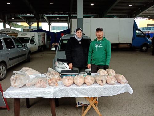 Сельхозпроизводители района представили свою продукцию на сельхозярмарках в Нурлате и в Казани