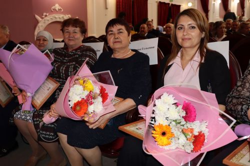 В Нурлате прошло праздничное мероприятие, посвященное Дню местного самоуправления