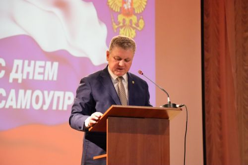 В Нурлате прошло праздничное мероприятие, посвященное Дню местного самоуправления