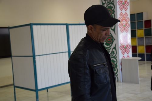 В Нурлате прошло досрочное голосование на референдуме по поправкам в Конституцию Узбекистана