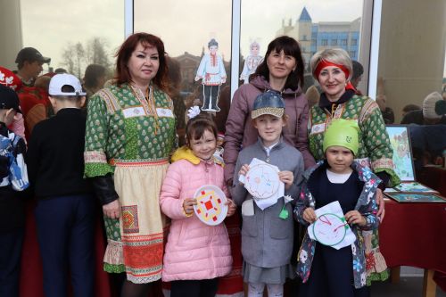 Нурлатцы отметили День родного языка