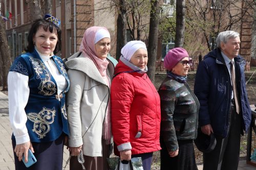 Нурлатцы отметили День родного языка