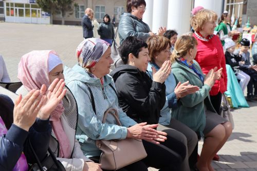 Нурлатцы отметили День родного языка
