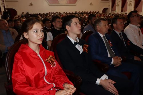 В Нурлате в День призывника чествовали будущих защитников Отечества