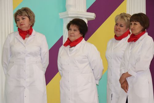 В Нурлате фельдшеры профессиональный праздник отмечают на сцене школы искусств