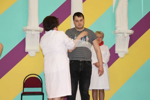 В Нурлате фельдшеры профессиональный праздник отмечают на сцене школы искусств