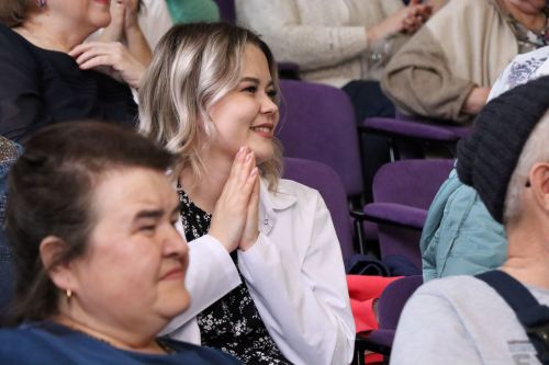 В Нурлате фельдшеры профессиональный праздник отмечают на сцене школы искусств