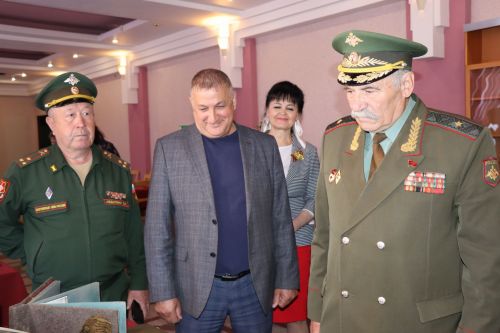В Нурлате в День призывника чествовали будущих защитников Отечества