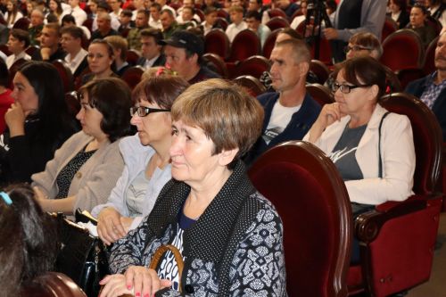 В Нурлате в День призывника чествовали будущих защитников Отечества