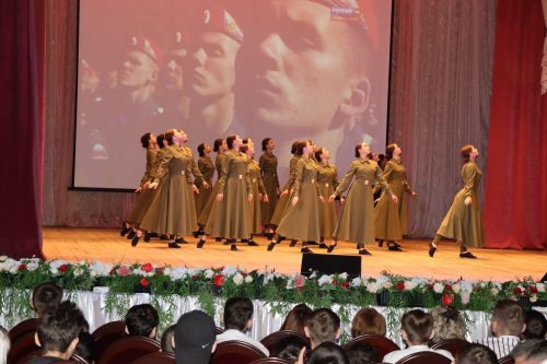 В Нурлате в День призывника чествовали будущих защитников Отечества
