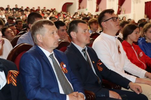 В Нурлате в День призывника чествовали будущих защитников Отечества