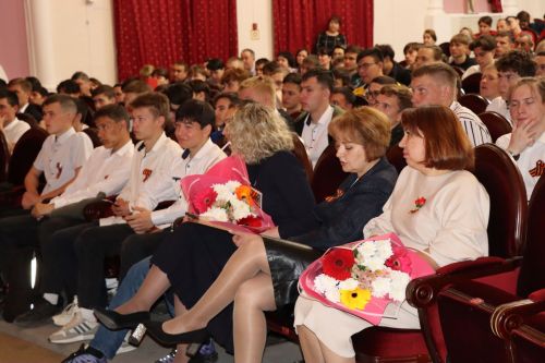 В Нурлате в День призывника чествовали будущих защитников Отечества