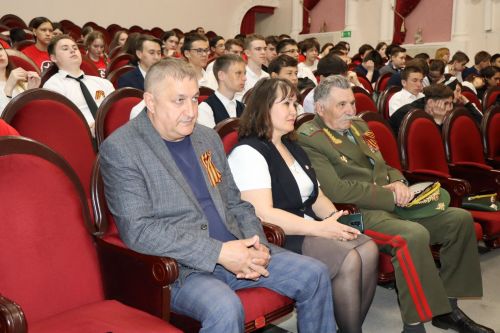 В Нурлате в День призывника чествовали будущих защитников Отечества
