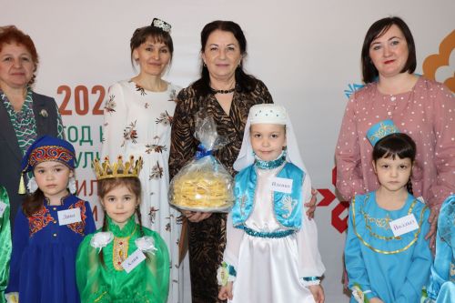 В детском саду «Сказка» города Нурлат прошел конкурс «Татар кызчыгы-2023»