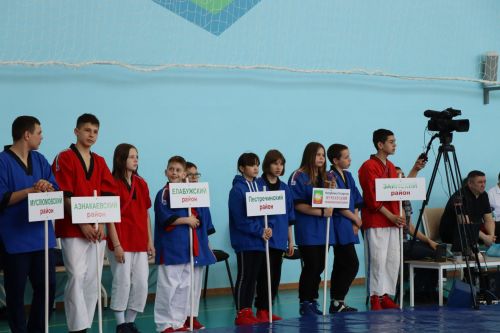 В Нурлате стартовало Первенство РТ по борьбе на поясах