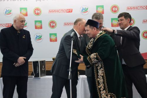 В Нурлате стартовало Первенство РТ по борьбе на поясах