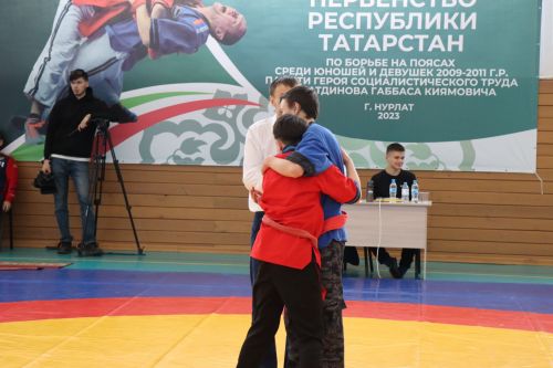 В Нурлате стартовало Первенство РТ по борьбе на поясах