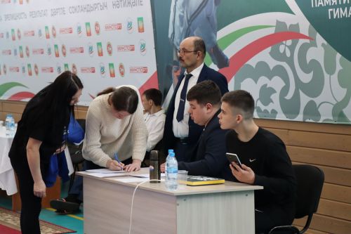 В Нурлате стартовало Первенство РТ по борьбе на поясах