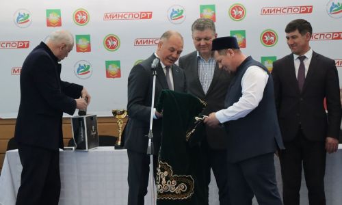 В Нурлате стартовало Первенство РТ по борьбе на поясах