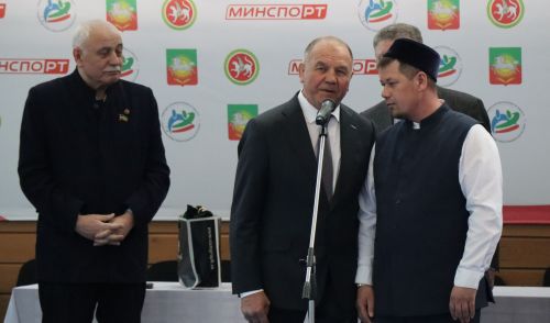 В Нурлате стартовало Первенство РТ по борьбе на поясах
