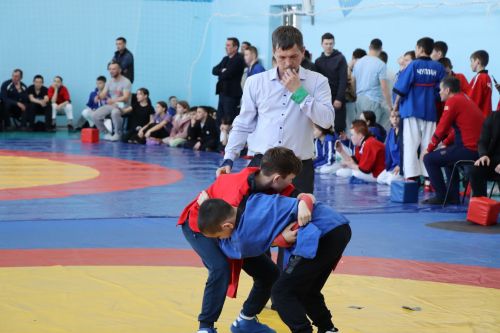 В Нурлате стартовало Первенство РТ по борьбе на поясах