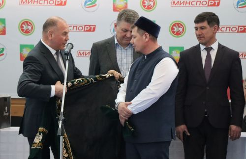 В Нурлате стартовало Первенство РТ по борьбе на поясах