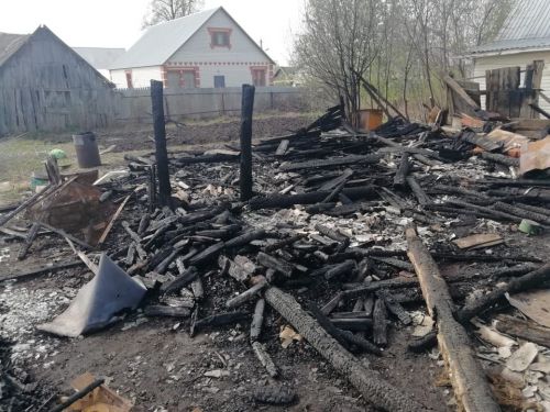 Пожар в Тюрнясеве случился ночью