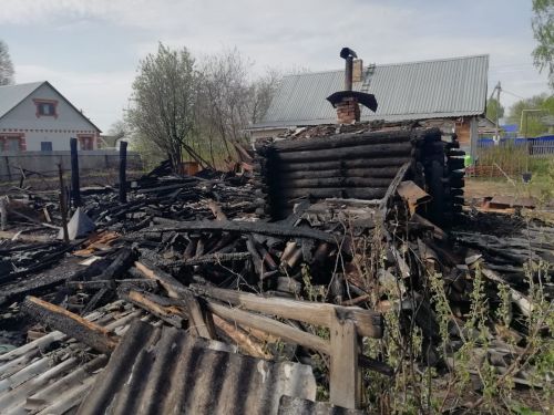 Пожар в Тюрнясеве случился ночью