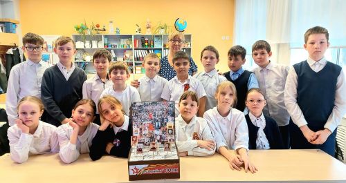 Школьники Нурлата создали свой «Бессмертный полк»
