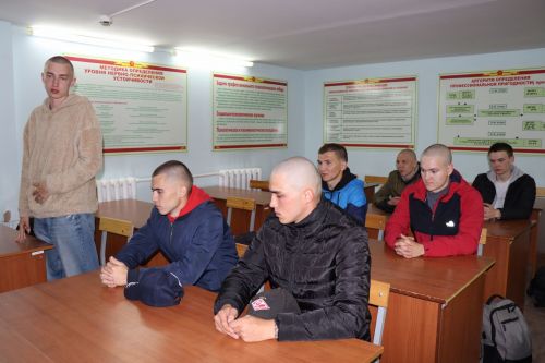 Нурлатцы торжественно проводили новобранцев на срочную службу